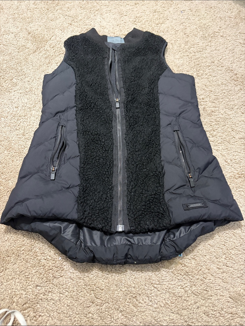 Athleta Black Tundra Puffer Vest XXS - Picture 2 of 6